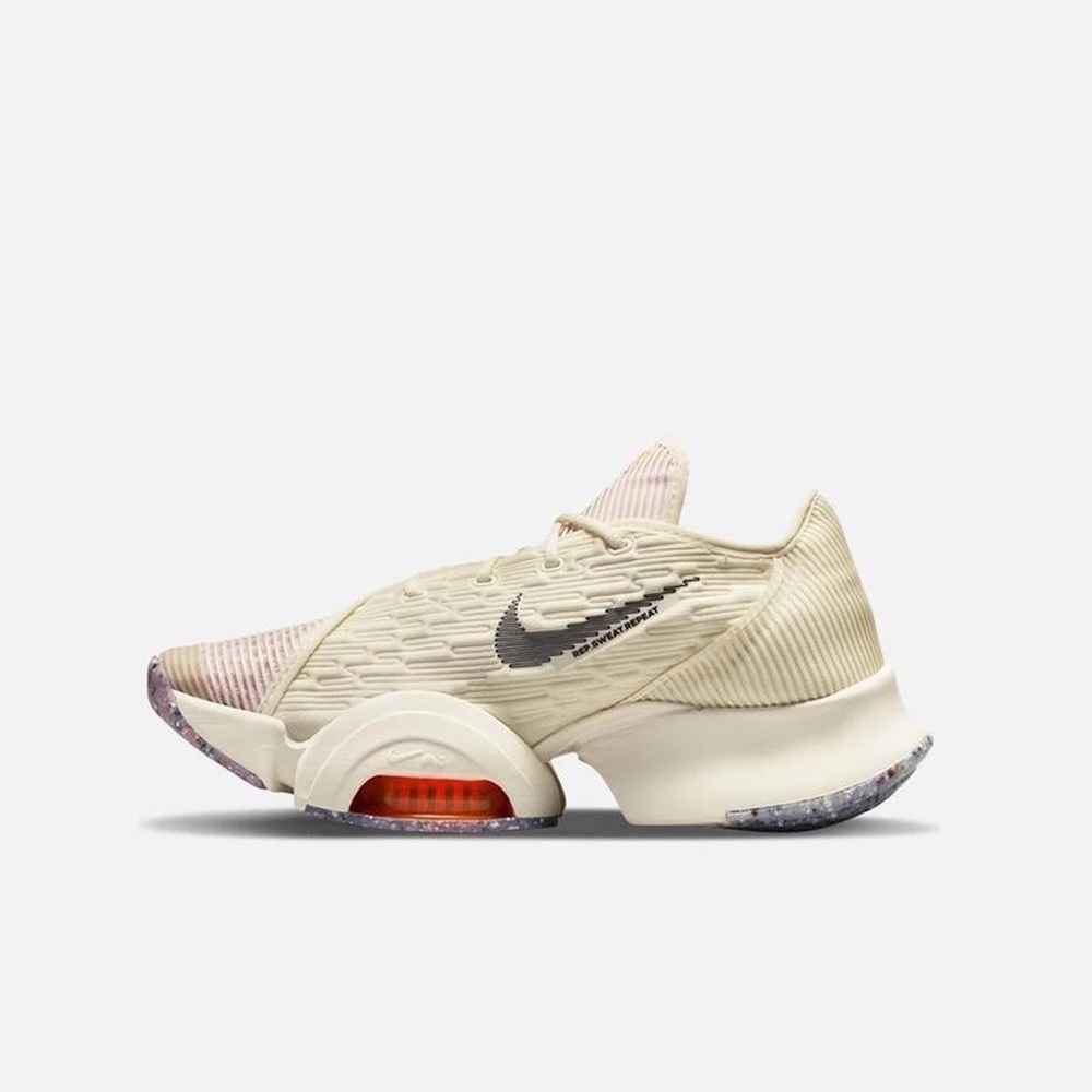Nike Air  Superrep 2
Size: 7.5
